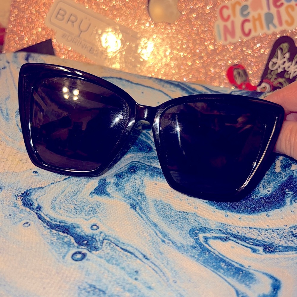 Diff Sunglasses - image 1